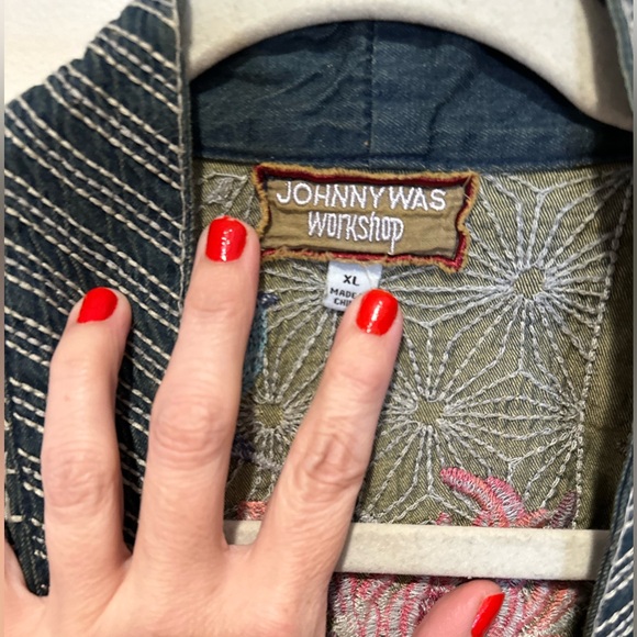 Johnny was Beautiful short embroidered kimono - Picture 11 of 13